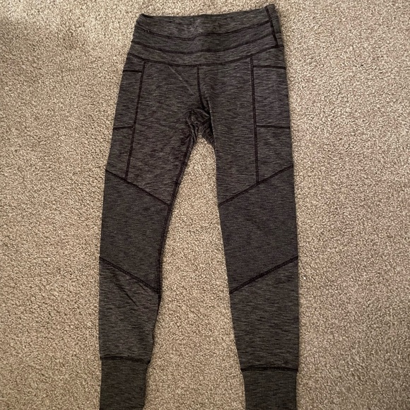 Athleta Excursion Compression Tight - Picture 2 of 5